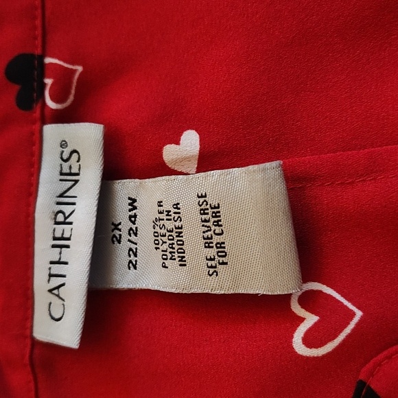 Catherines Tunic Size 2X 22-24 Red Valentine Hearts Pattern Christmas Holiday - Picture 6 of 11